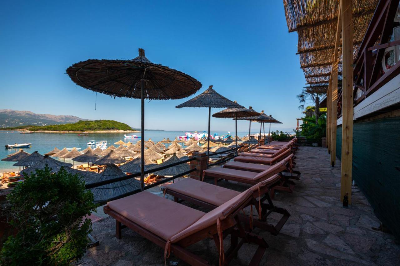 Hotel New Crystal Ksamil Exterior foto