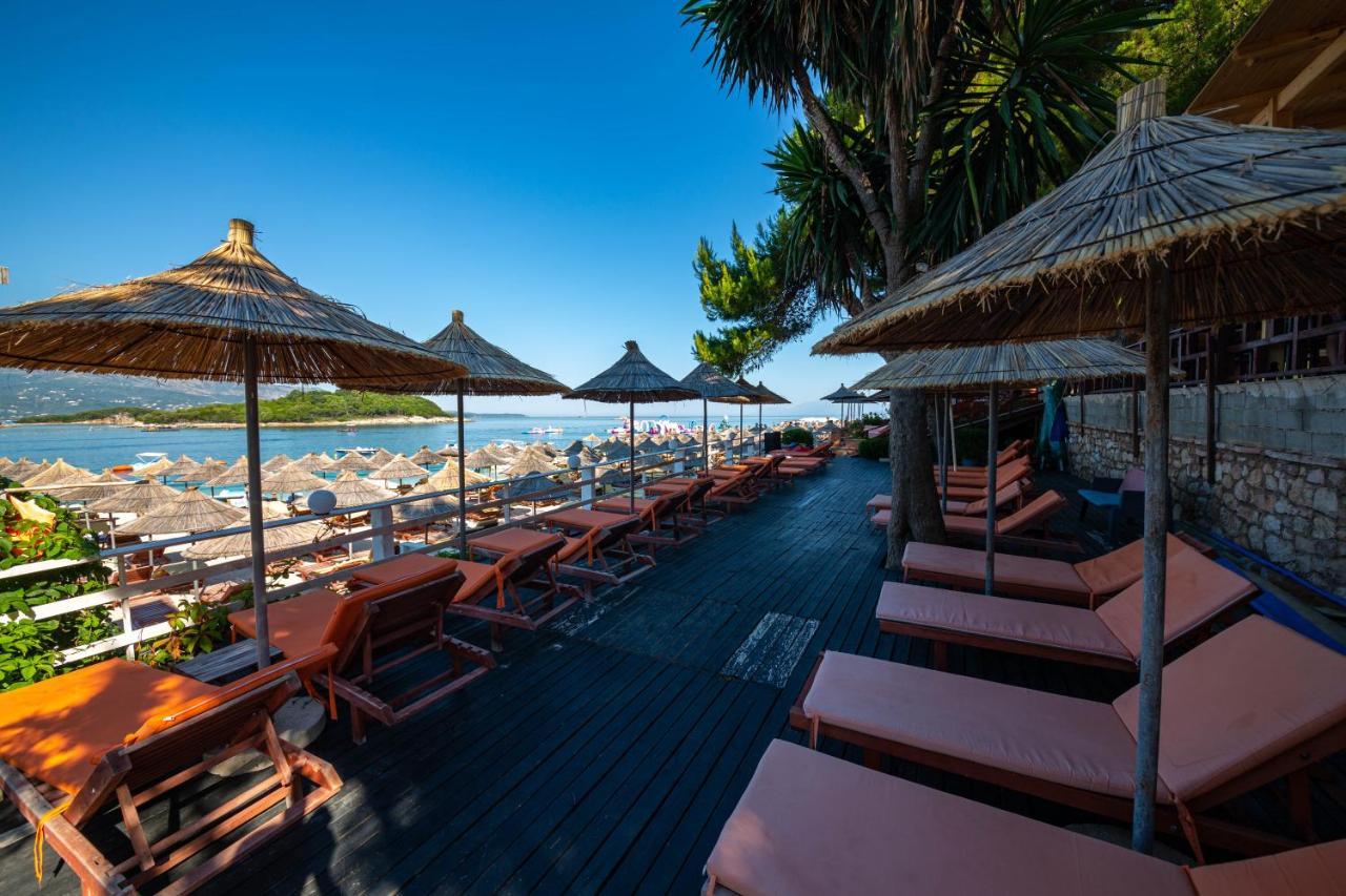 Hotel New Crystal Ksamil Exterior foto