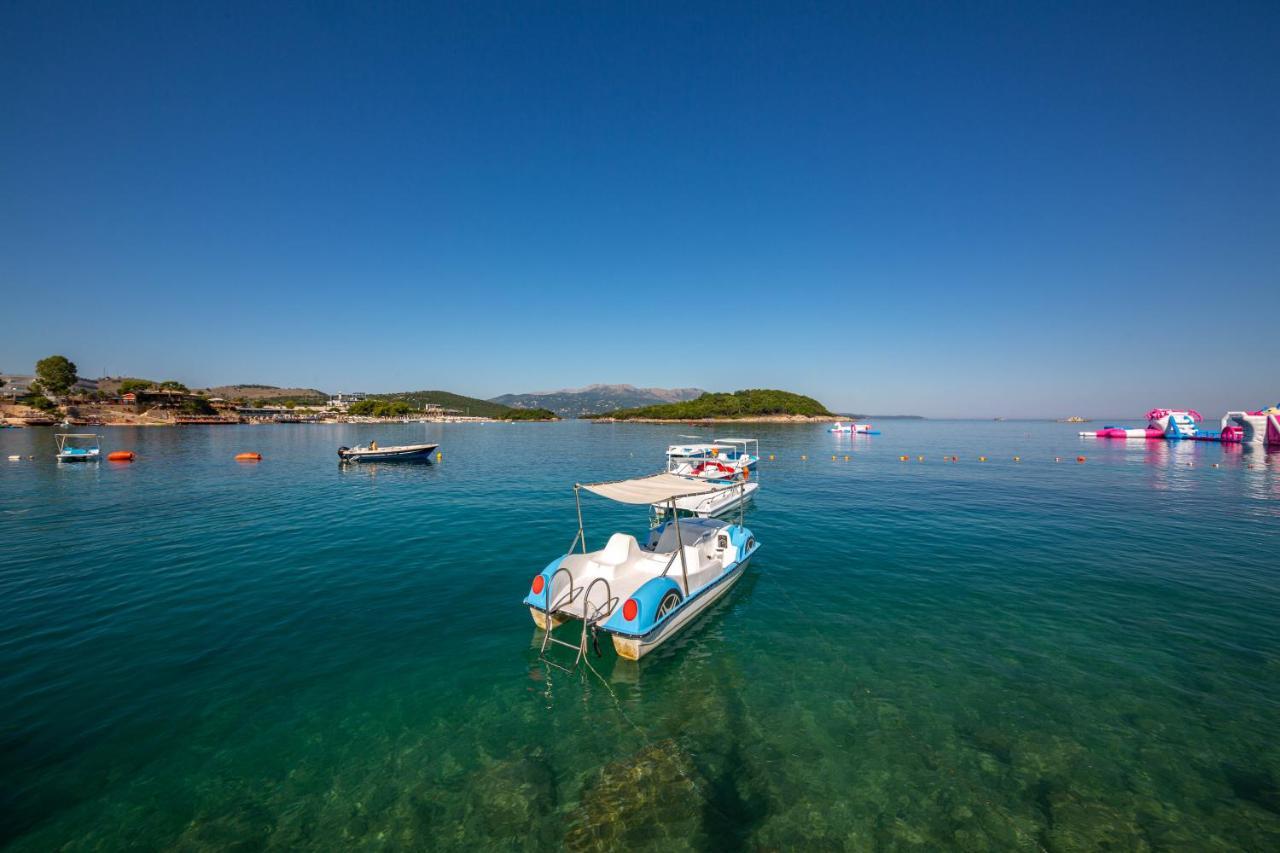 Hotel New Crystal Ksamil Exterior foto